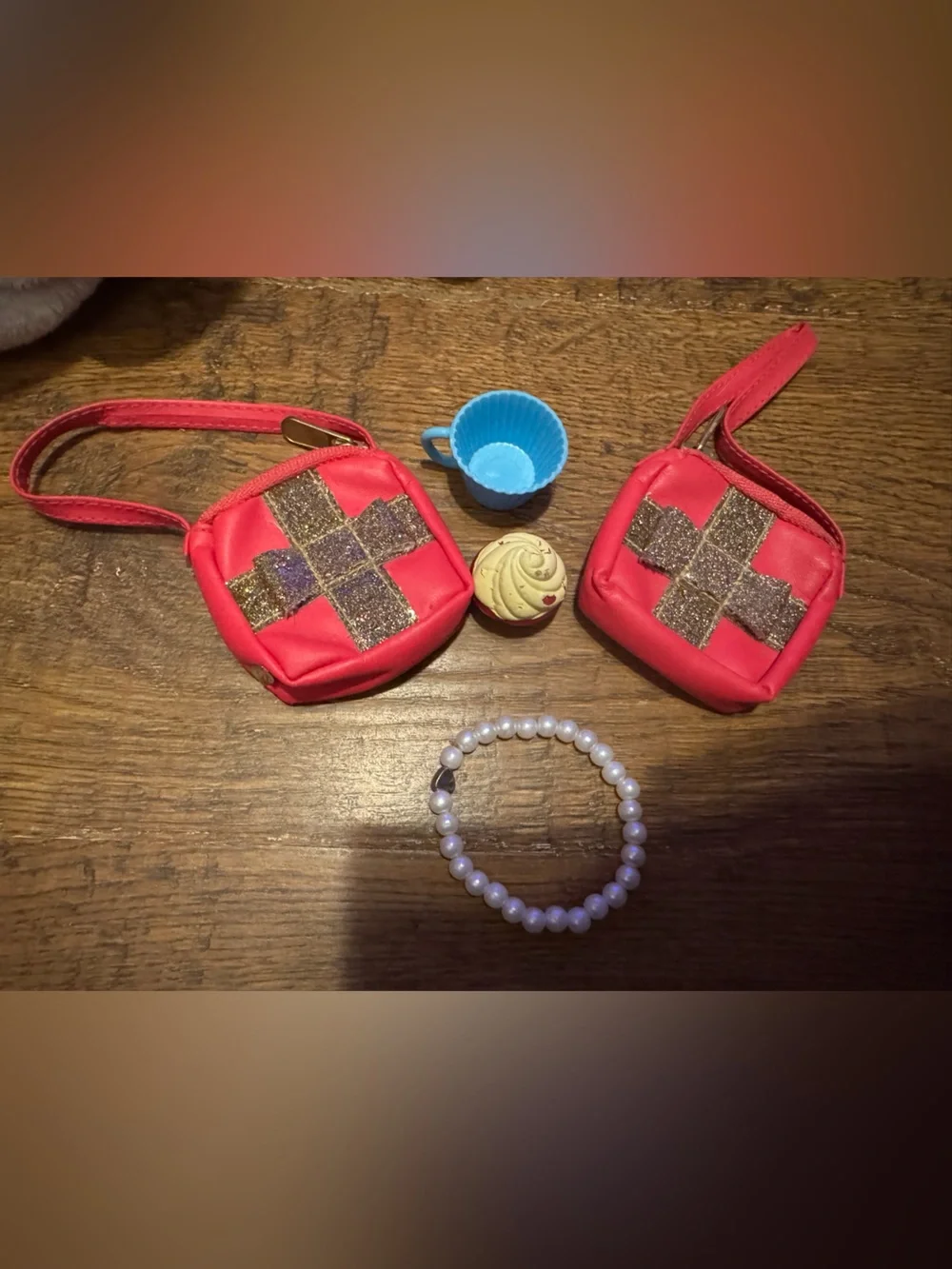 American Girl Doll lets celebrate accessories w/ extra bag